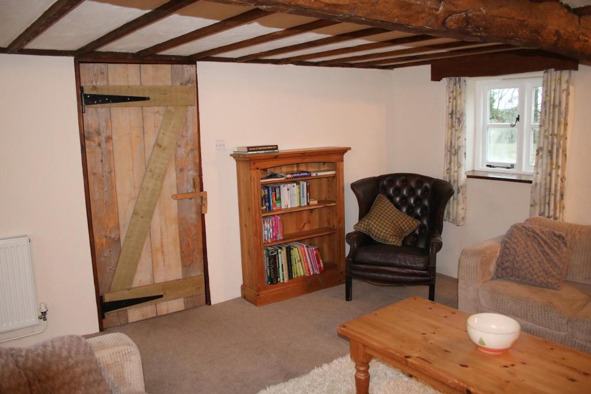 Award Winning Lower Whitsleigh Farm Cottage Roborough Buitenkant foto